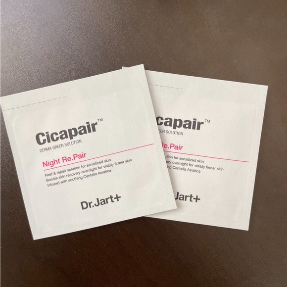 Shirt/Top (with Dr. Jart+ Night Repair cream) - Picture 2 of 2